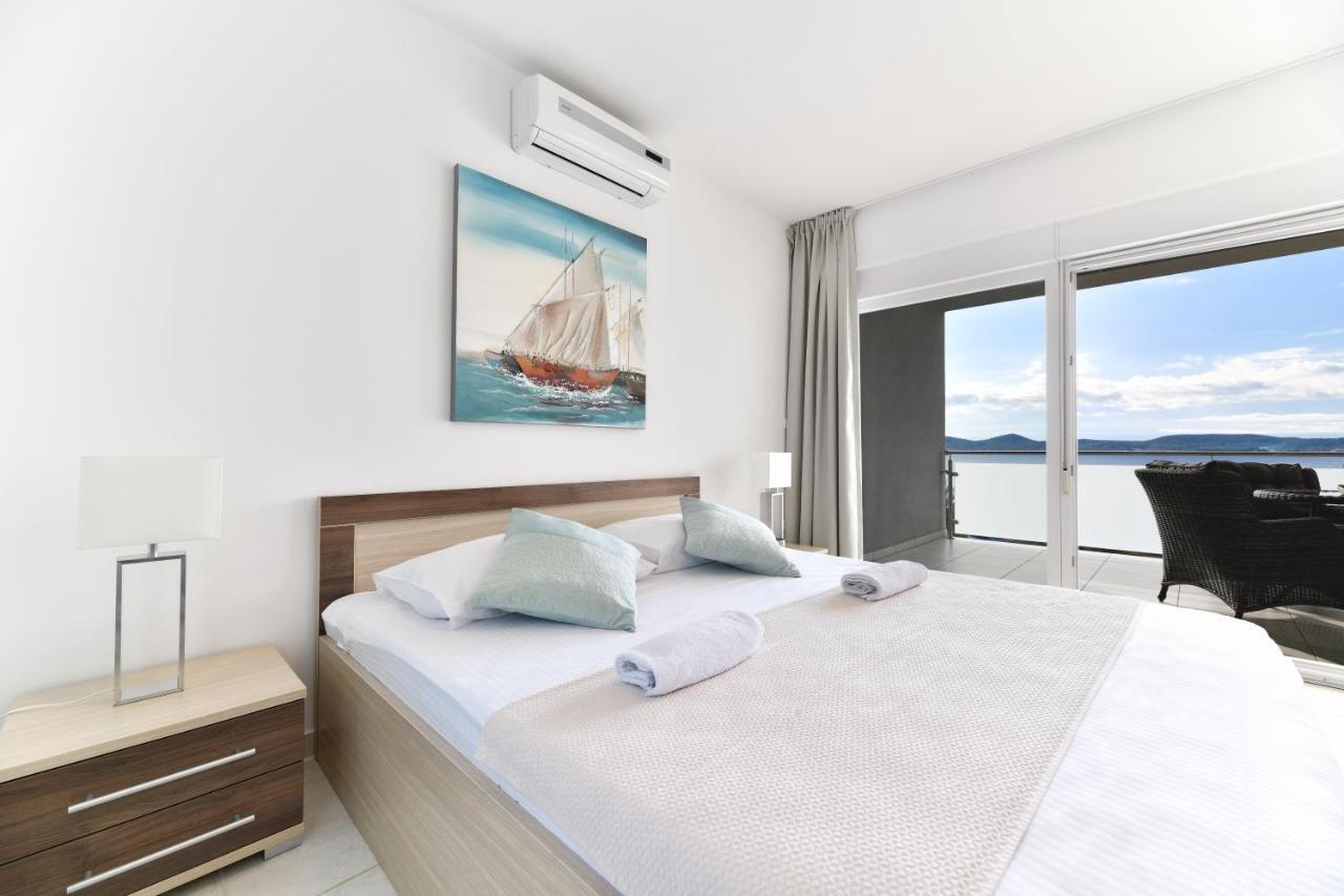 Deluxe Triplex Antea Villa ซูโกชัน ภายนอก รูปภาพ