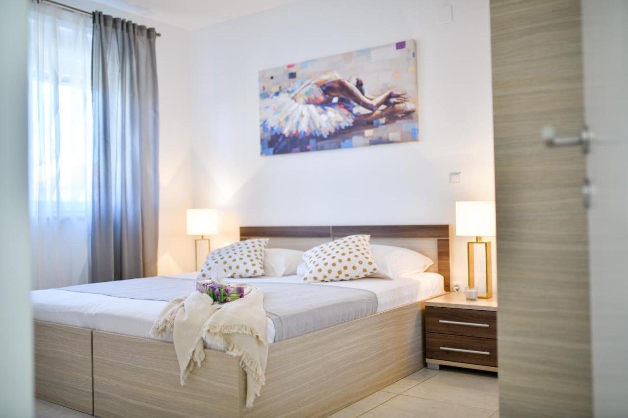 Deluxe Triplex Antea Villa ซูโกชัน ภายนอก รูปภาพ
